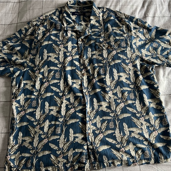 Tommy Bahama Mens Big and Tall Blue Leaf Print Casual Shirt. size 2XB - Picture 1 of 7